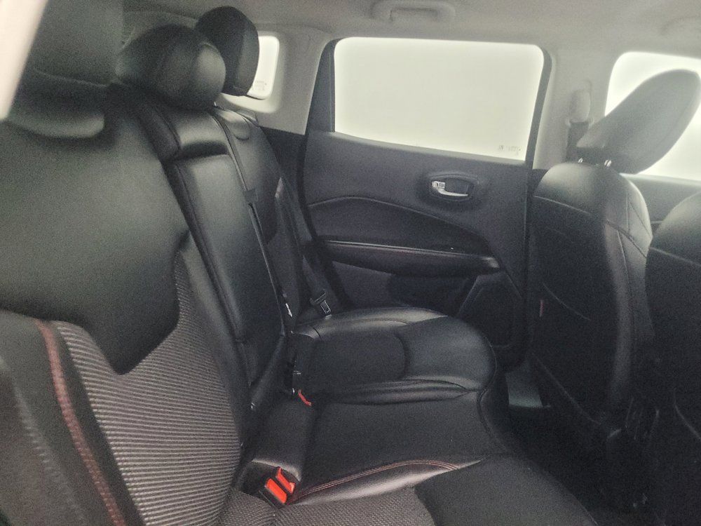 Used 2021 Jeep Compass Trailhawk AWD/4WD image 19
