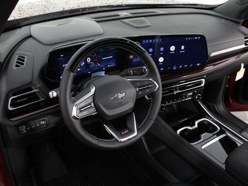 New 2026 Chevrolet Traverse Z71 w/ Enhanced Driving Package AWD/4WD image 10