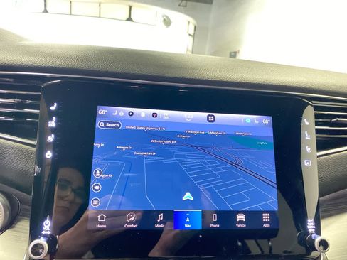 Used 2024 Jeep Wagoneer L Series III w/ Flexible Seating Group image 20