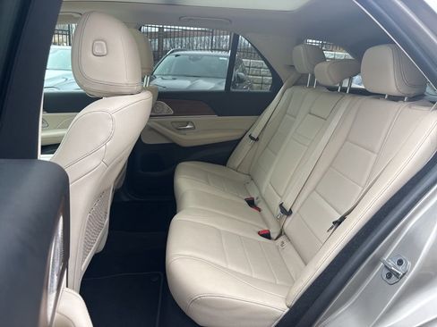 Used 2022 Mercedes-Benz GLE 350 4MATIC image 6