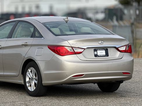 Used 2011 Hyundai Sonata GLS w/ Popular Equipment Pkg 2 image 16