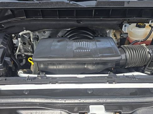 Used 2024 Chevrolet Silverado 1500 LTZ AWD/4WD image 15