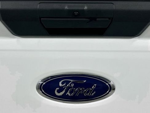 New 2026 Ford F250 XL w/ XL Chrome Package image 20