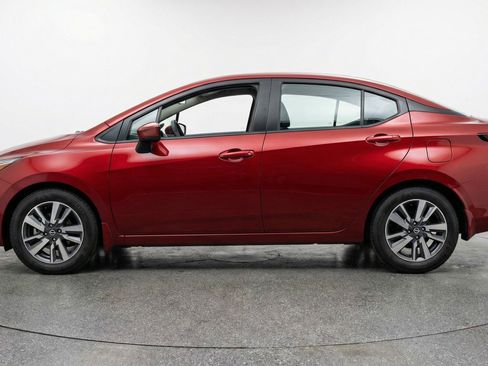 Used 2025 Nissan Versa SV image 5