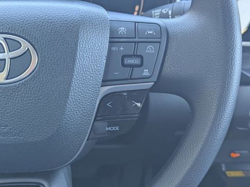 Used 2025 Toyota Camry LE image 22