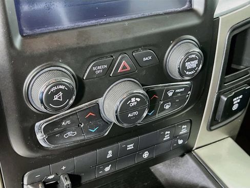 Used 2019 RAM 1500 Big Horn AWD/4WD image 15