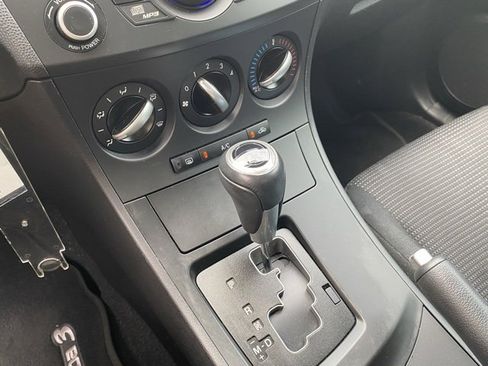 Used 2012 MAZDA MAZDA3 i Touring image 20