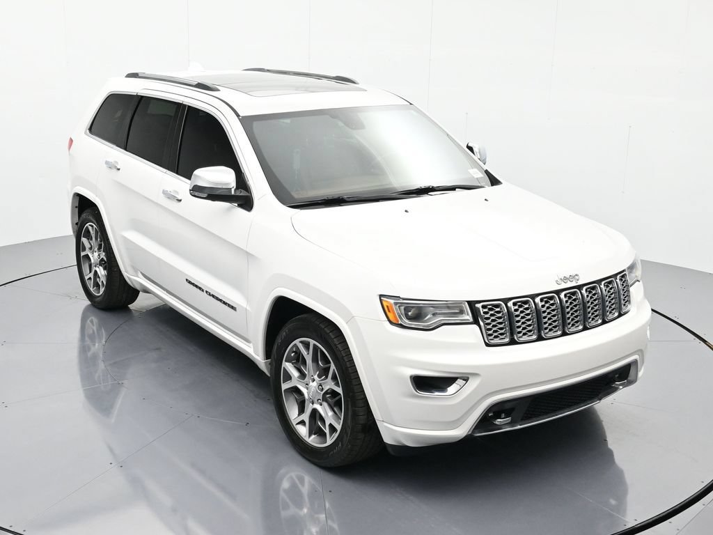 Used 2020 Jeep Grand Cherokee Overland w/ Interior Metal Package AWD/4WD image 30