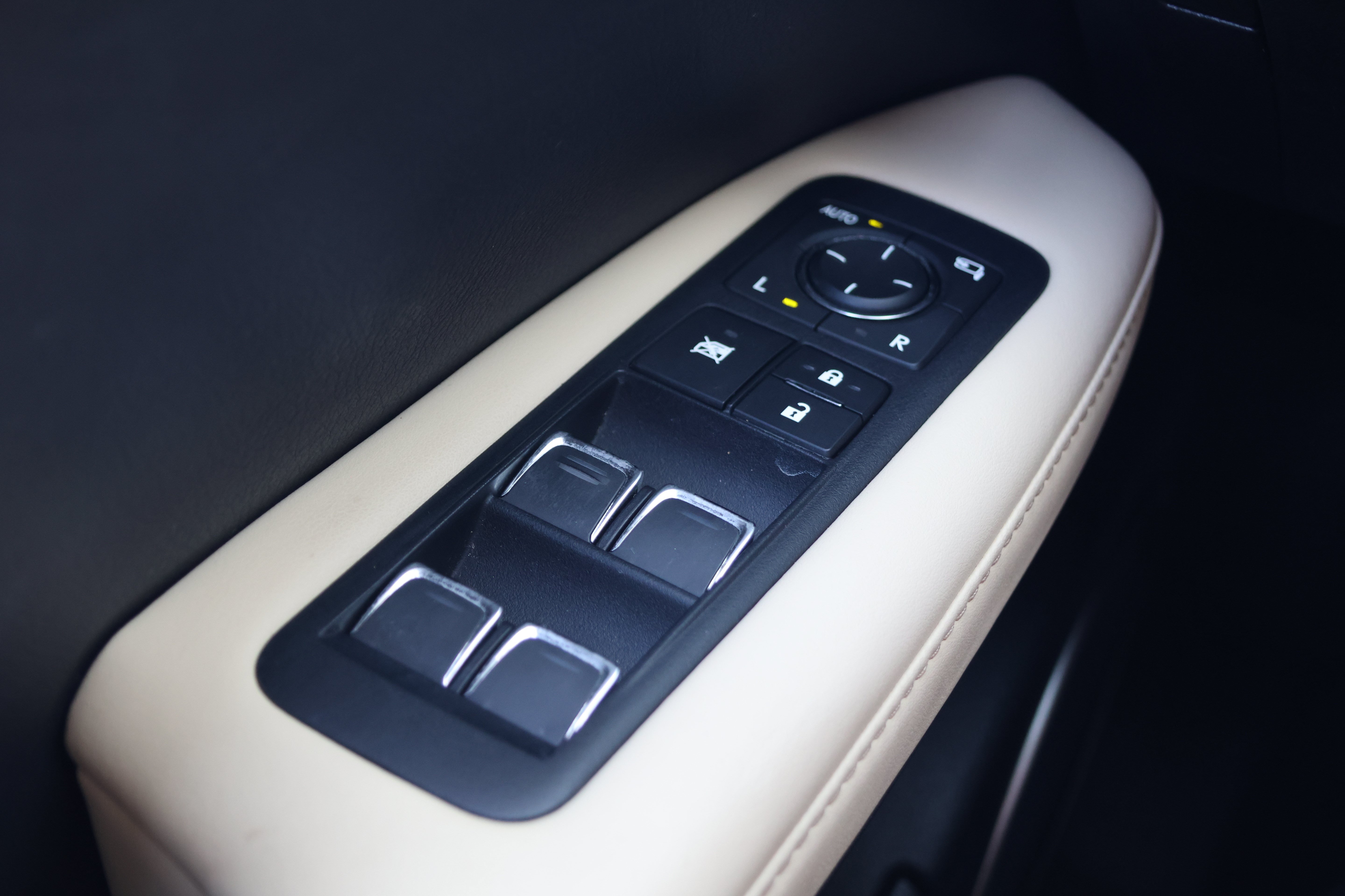 Used 2022 Lexus RX 350 FWD w/ Premium Package image 14