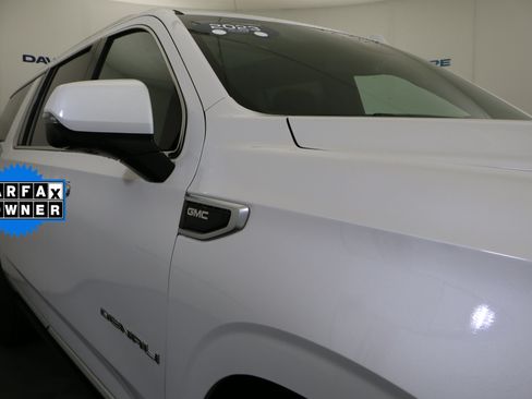 Certified 2023 GMC Yukon XL Denali AWD/4WD image 4