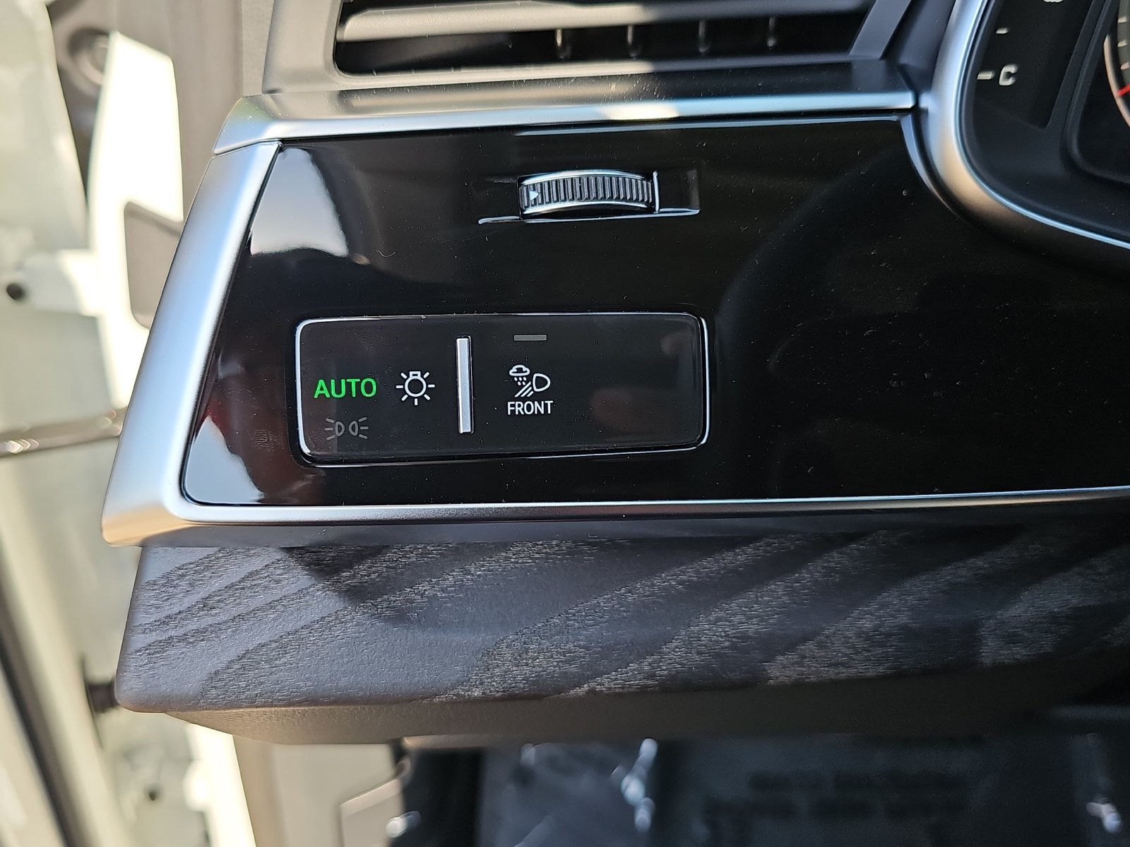 New 2026 Audi Q8 Premium Plus AWD/4WD image 28