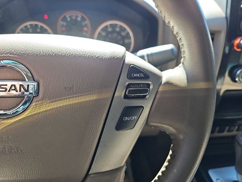 Used 2013 Nissan Titan SV w/ SV Premium Utility Pkg image 21