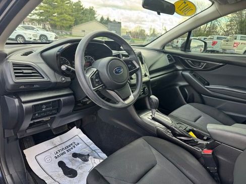 Used 2017 Subaru Impreza 2.0i image 4