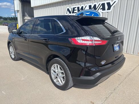 Used 2024 Ford Edge SEL w/ Convenience Package AWD/4WD image 6