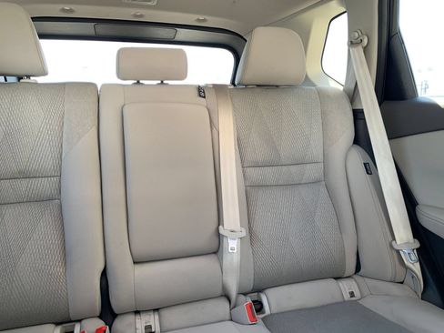 Used 2025 Nissan Rogue SV AWD/4WD image 73