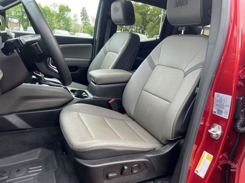 Used 2024 Chevrolet Colorado ZR2 w/ ZR2 Bison Edition AWD/4WD image 12