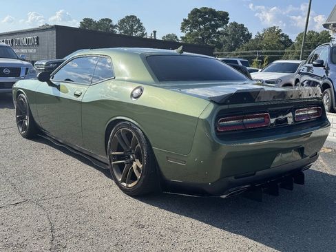 Used 2020 Dodge Challenger R/T Scat Pack w/ Plus Package RWD image 7