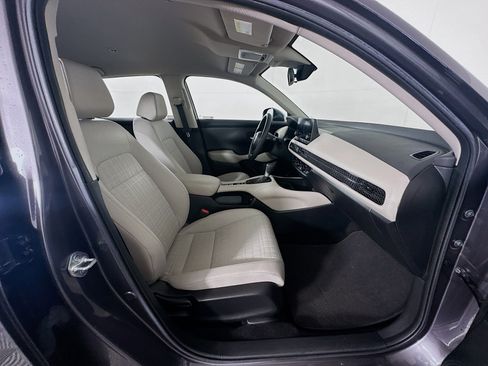 Used 2023 Honda HR-V LX image 29