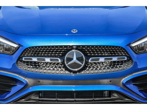 Certified 2025 Mercedes-Benz GLA 250 4MATIC image 7