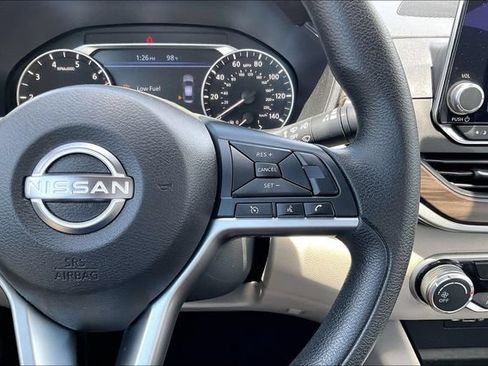 Certified 2024 Nissan Altima 2.5 SV FWD image 19