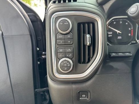 Used 2020 GMC Sierra 1500 Denali w/ Denali Ultimate Package AWD/4WD image 32