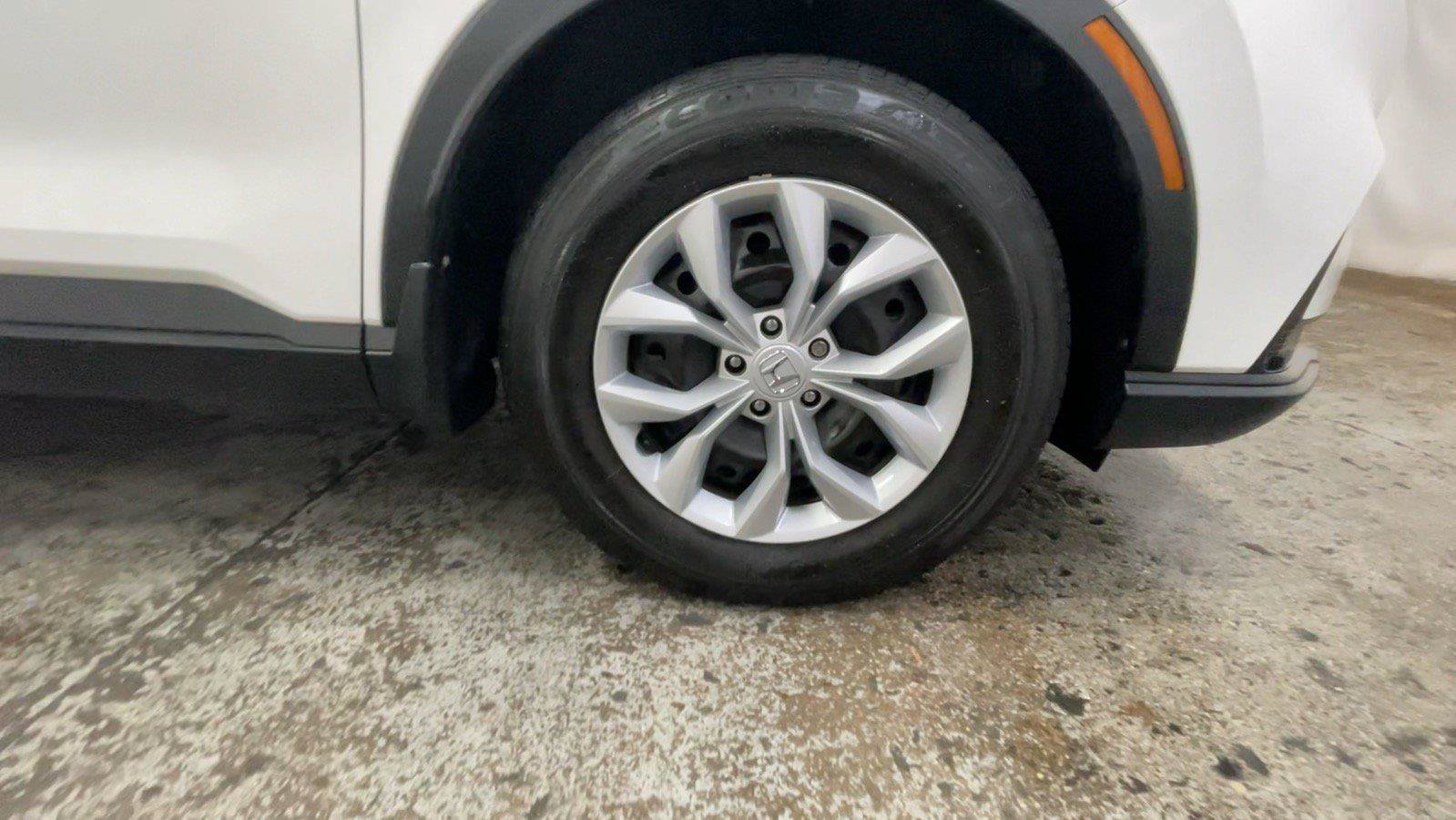 Used 2024 Honda CR-V LX image 18