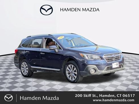 Used 2018 Subaru Outback 2.5i Touring AWD/4WD image 1