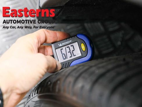 Used 2021 Tesla Model Y Long Range image 23