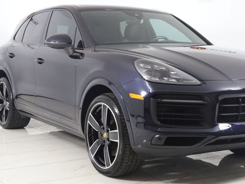 Used 2022 Porsche Cayenne Platinum Edition w/ Premium Package Plus AWD/4WD image 48
