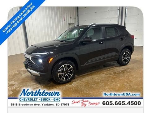 New 2026 Chevrolet TrailBlazer LT image 1