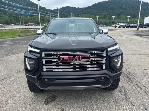Used 2026 GMC Canyon Denali AWD/4WD image 8