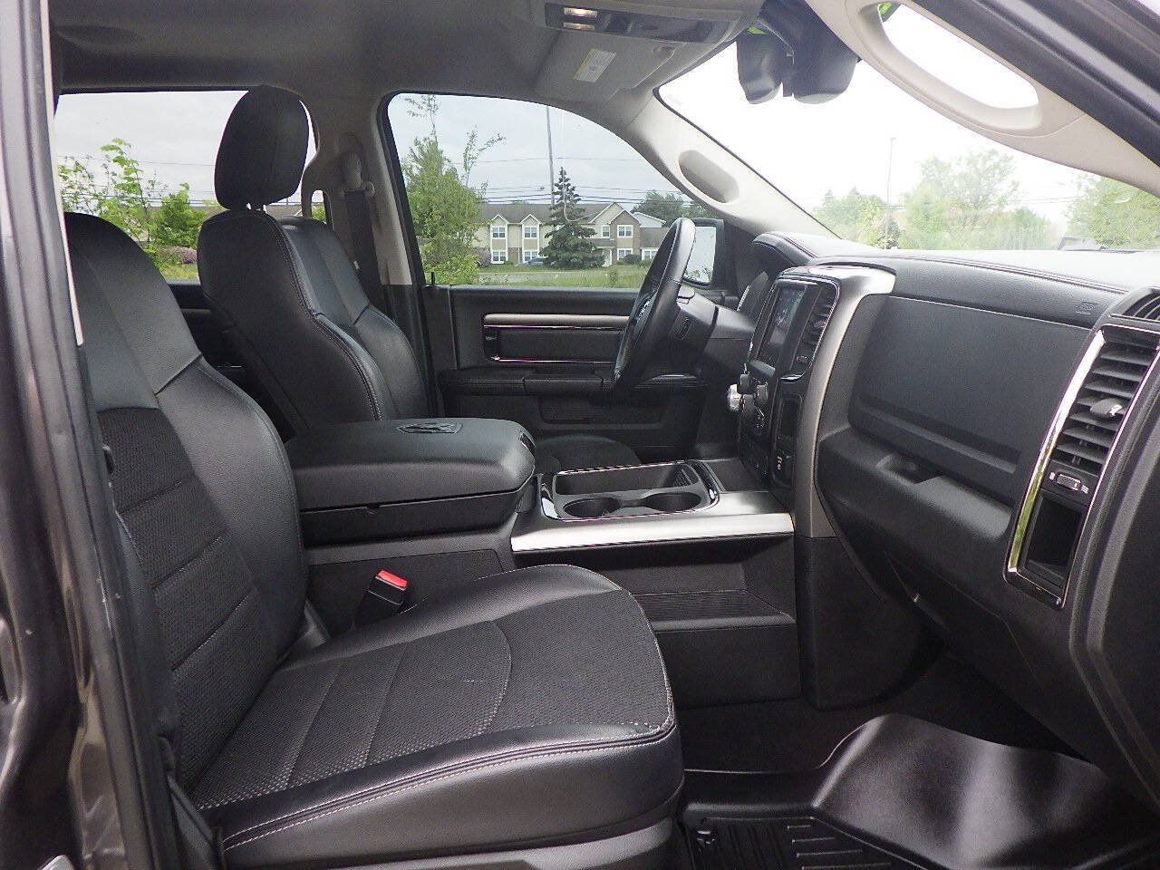 Used 2018 RAM 1500 Sport w/ Sport Premium Group AWD/4WD image 15