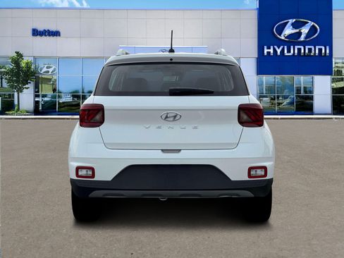 New 2026 Hyundai Venue SEL FWD image 6