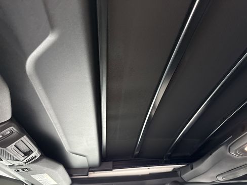 Used 2025 Jeep Wrangler Sahara image 39