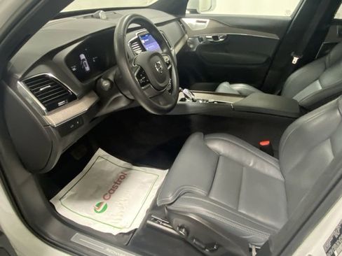 Certified 2023 Volvo XC90 T8 Ultimate w/ Lounge Package image 10