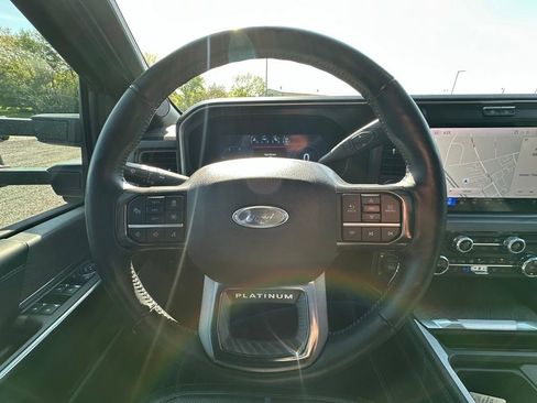 Used 2025 Ford F250 Platinum AWD/4WD image 10
