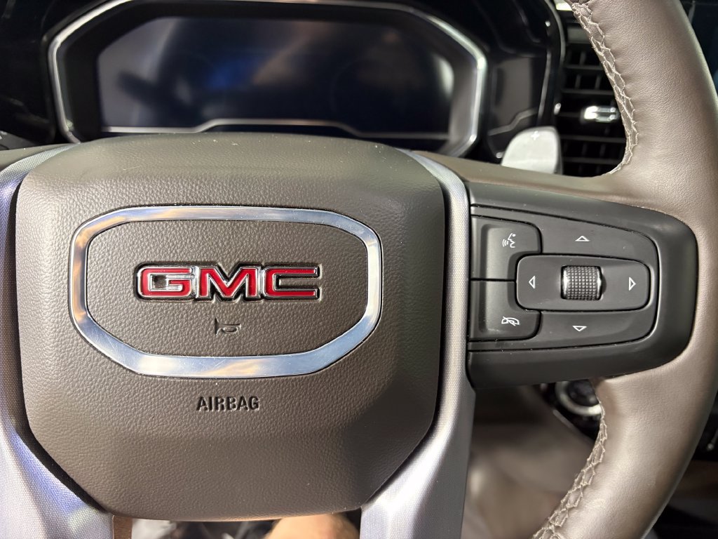 Used 2024 GMC Sierra 1500 SLT w/ SLT Premium Plus Package AWD/4WD image 22