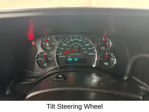 Used 2017 Chevrolet Express 2500 image 36