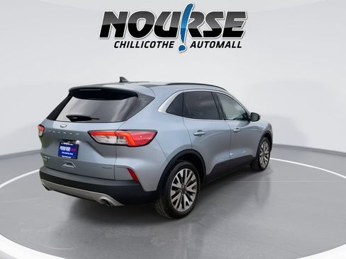 Used 2022 Ford Escape Titanium AWD/4WD image 8