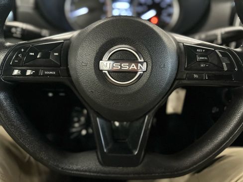 Used 2024 Nissan Versa S w/ S Plus Package image 17