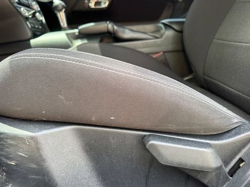 Used 2016 Ford Mustang Coupe RWD image 13