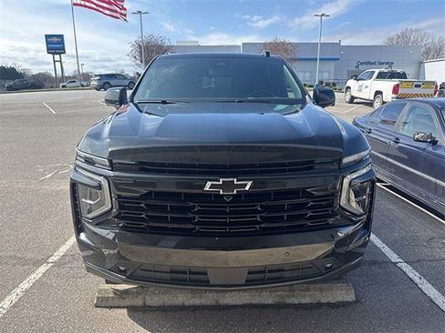 Certified 2025 Chevrolet Suburban RST w/ Comfort Package image 3