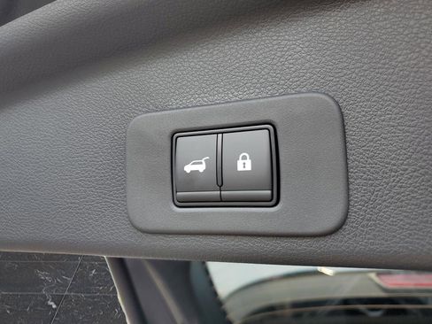 New 2025 Nissan Murano SV image 13