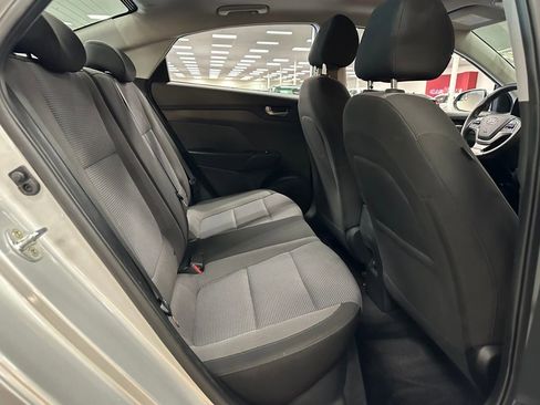 Used 2021 Hyundai Accent Limited image 26