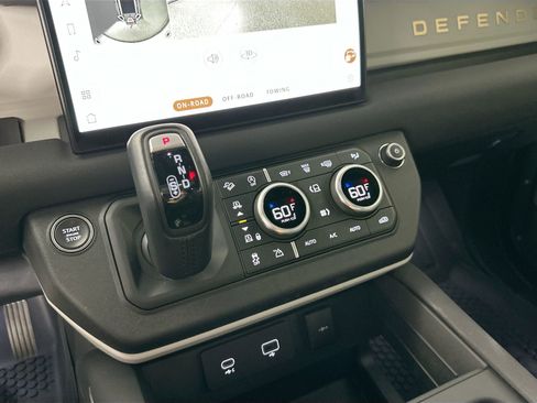 Certified 2023 Land Rover Defender 130 SE image 14