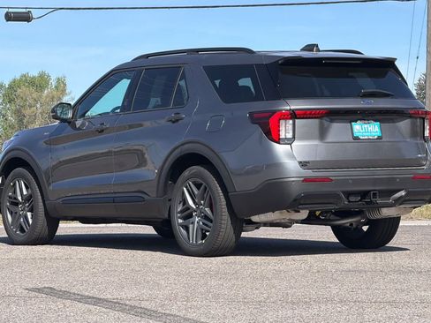 New 2026 Ford Explorer ST-Line w/ ST-Line Street Pack AWD/4WD image 6