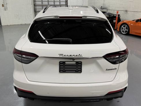 Used 2022 Maserati Levante GT image 13
