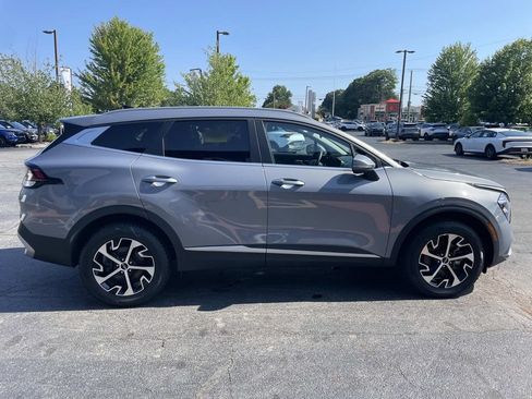 Used 2023 Kia Sportage EX AWD/4WD image 9
