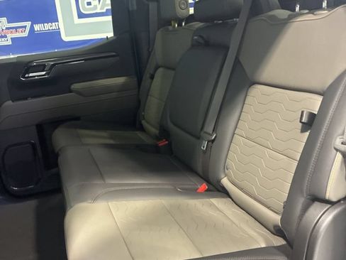 Used 2023 Chevrolet Silverado 1500 ZR2 w/ Technology Package AWD/4WD image 38