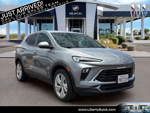 Used 2025 Buick Encore GX Preferred FWD image 1